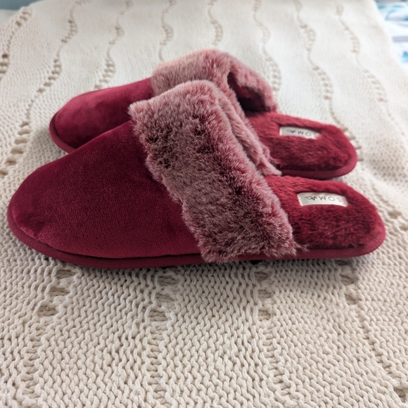 NWT Size 9-10 Soma Intimates Slippers - Picture 4 of 5